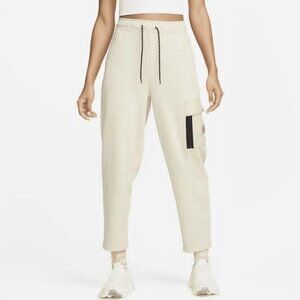 Nike Women's Sportswear Sports Utility Fleece Cargo Pants Cream Tan Large